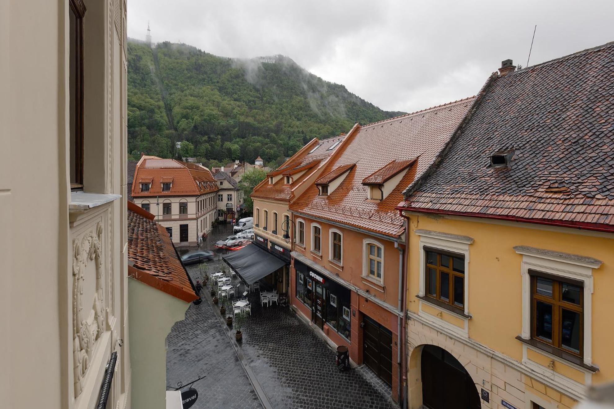 1910 Boutique - Self Check-In Only Hotel Brasov Ngoại thất bức ảnh